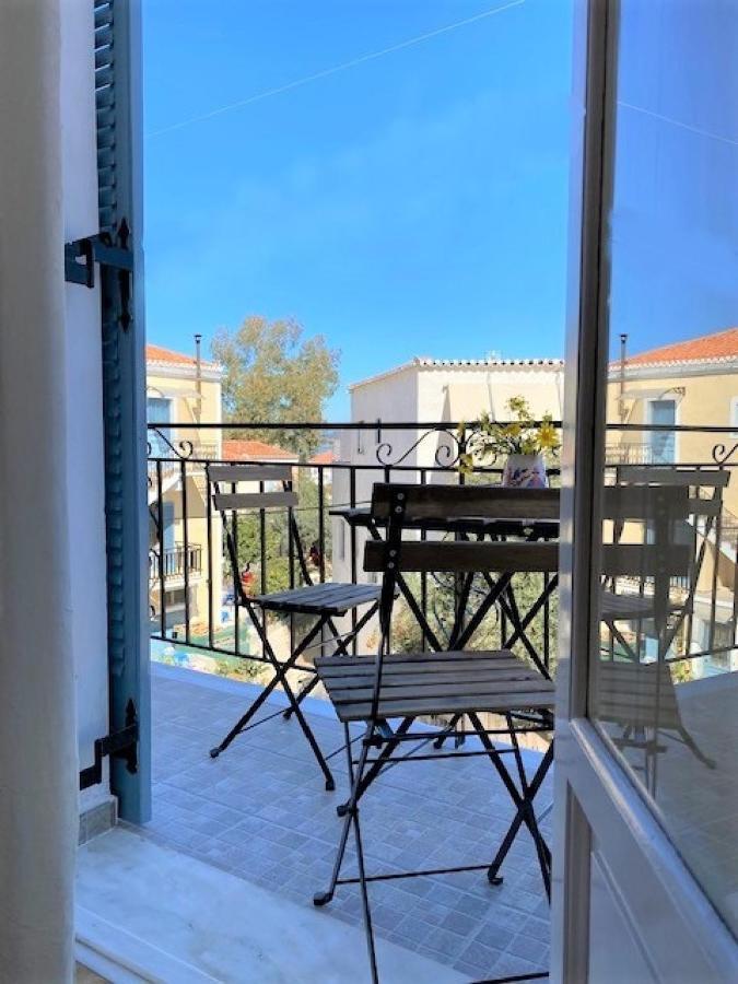 Summer House In Spetses Zewnętrze zdjęcie